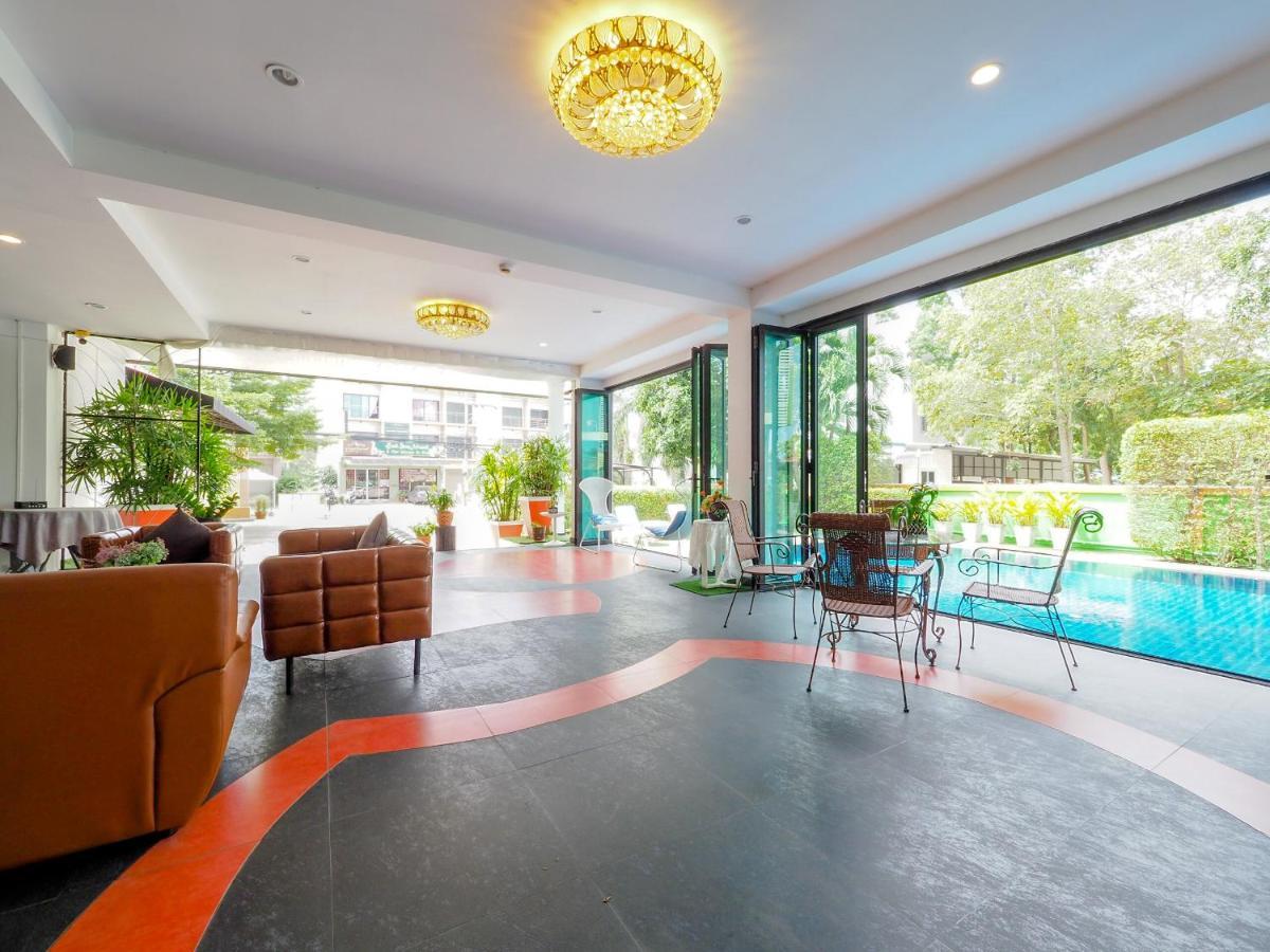 Oyo 75367 Ud Pattaya Hotel Bang Lamung Esterno foto