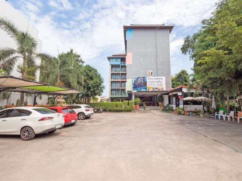 Oyo 75367 Ud Pattaya Hotel Bang Lamung Esterno foto
