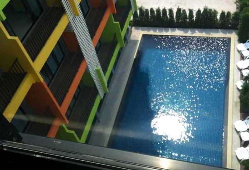 Oyo 75367 Ud Pattaya Hotel Bang Lamung Esterno foto