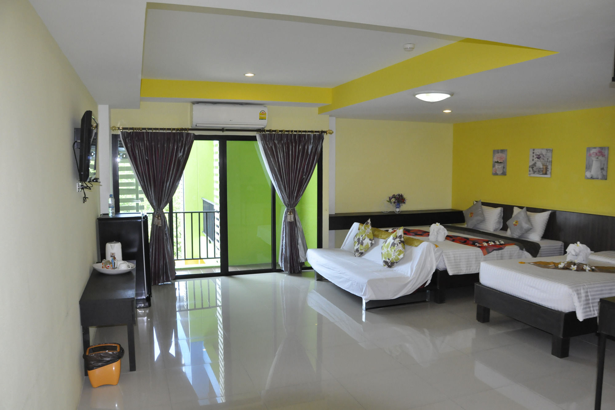 Oyo 75367 Ud Pattaya Hotel Bang Lamung Esterno foto