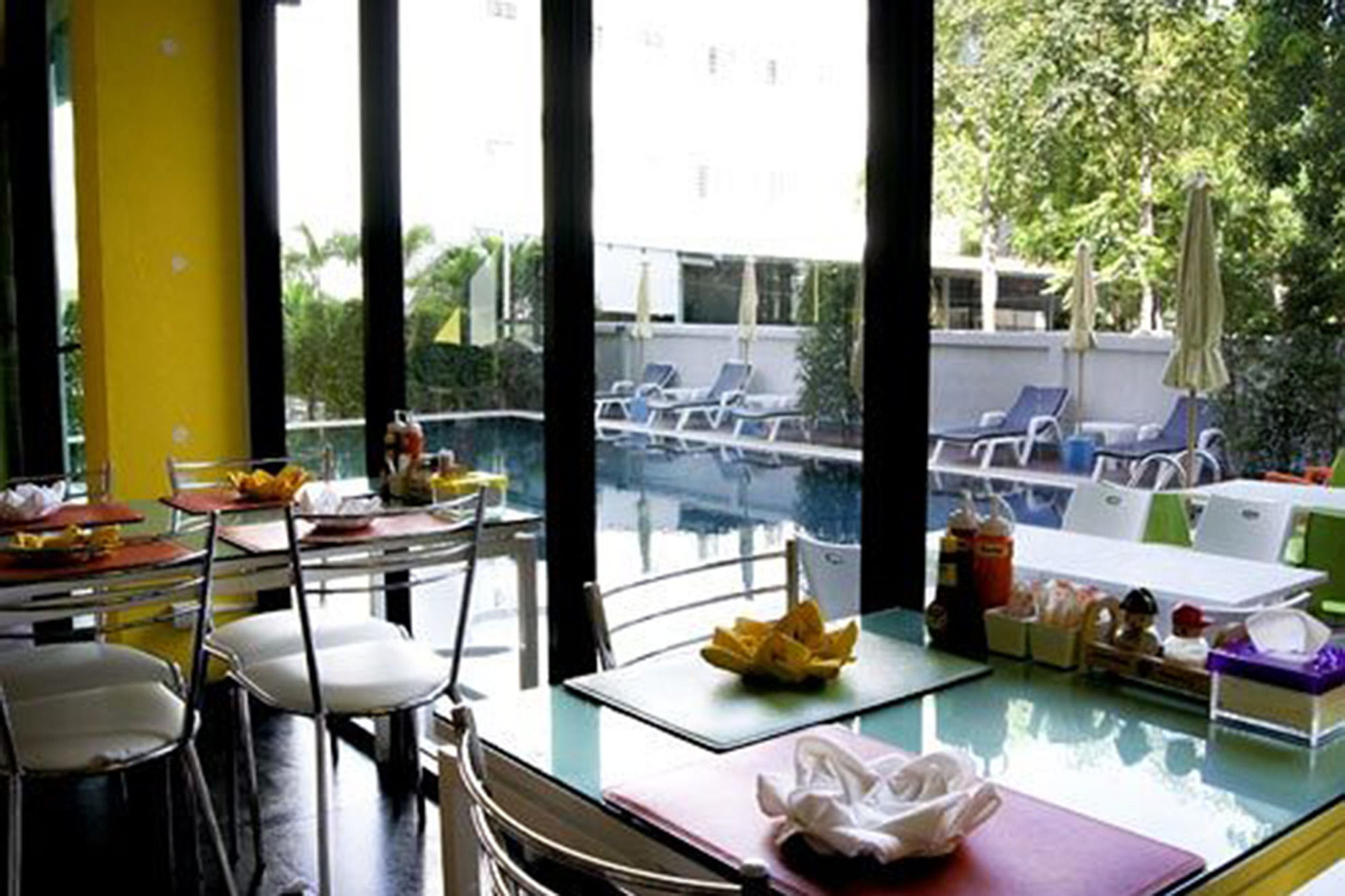Oyo 75367 Ud Pattaya Hotel Bang Lamung Esterno foto